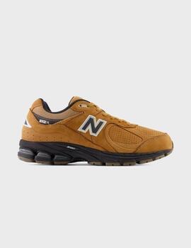 Zapatillas New Balance M2002REI TobaccoBlackBone